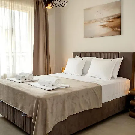 아파트 Stylish Flat With Parking - St Constantine & Helena By Flat Mаnаger